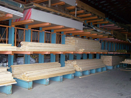 Dimensional spruce lomber